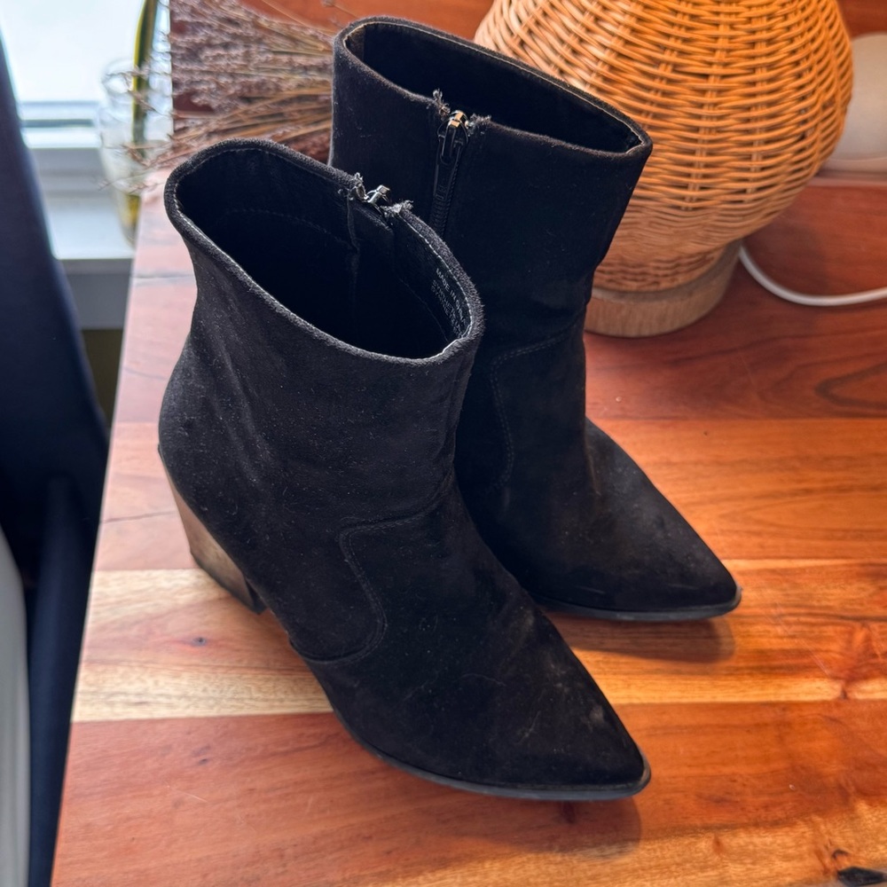 💕 2 for $30: Steve Madden Boots